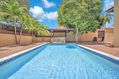 1010 NE 204th Ter, Miami, FL 33179 - Photo 53