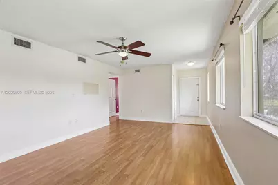 6235 SW 47th Mnr #201, Davie, FL 33314 - Photo 7
