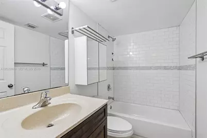 6235 SW 47th Mnr #201, Davie, FL 33314 - Photo 17