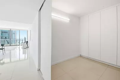 460 NE 28th St #1801, Miami, FL 33137 - Photo 15