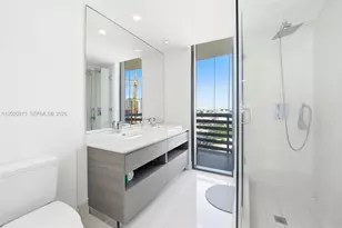 460 NE 28th St, Miami, FL 33137 - Photo 17