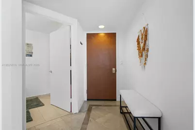 6365 Collins Ave #1909, Miami Beach, FL 33141 - Photo 7