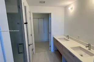 16385 Biscayne Blvd, North Miami Beach, FL 33160 - Photo 13