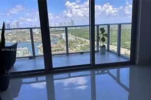 16385 Biscayne Blvd, North Miami Beach, FL 33160 - Photo 23