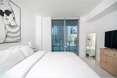 1300 Brickell Bay Dr #1601, Miami, FL 33131 - Photo 11