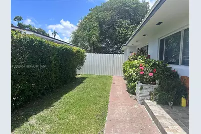2806 SW 35th Ave #1, Miami, FL 33133 - Photo 3