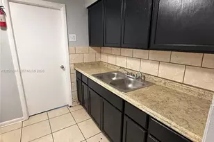 2644 W, Jacksonville, FL 32209 - Photo 3