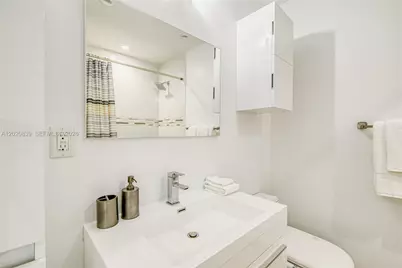 1239 Washington St #1239, Hollywood, FL 33019 - Photo 19