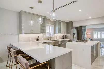 1239 Washington St #1239, Hollywood, FL 33019 - Photo 3