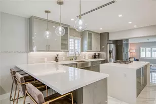 1239 Washington St, Hollywood, FL 33019 - Photo 3