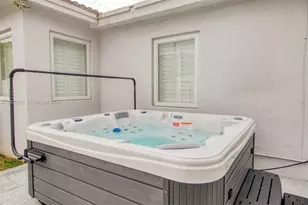 1239 Washington St, Hollywood, FL 33019 - Photo 29
