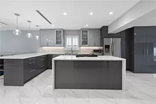 1239 Washington St, Hollywood, FL 33019 - Photo 9