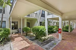830 Greensward Ct, Delray Beach, FL 33445 - Photo 23