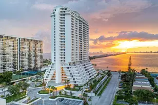 555 NE 34th St, Miami, FL 33137 - Photo 1
