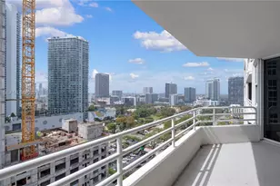 555 NE 34th St, Miami, FL 33137 - Photo 17