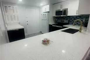 9175 SW 77th Ave, Miami, FL 33156 - Photo 3