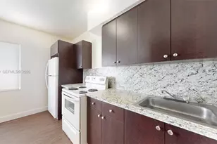 74 W 15th St, Hialeah, FL 33010 - Photo 11
