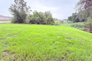 3114 6th St W, Other City - In The State Of Florida, FL 33971 - Photo 27
