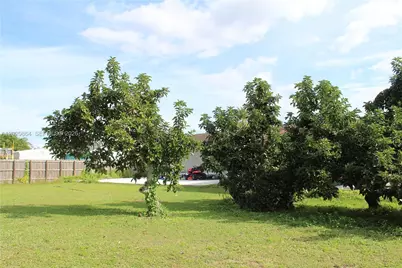 496 SW 9th Ave, Florida City, FL 33034 - Photo 25