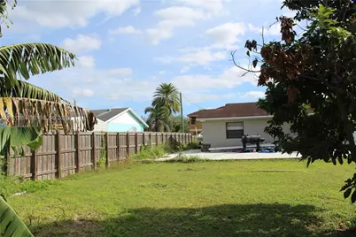 496 SW 9th Ave, Florida City, FL 33034 - Photo 31