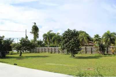 496 SW 9th Ave, Florida City, FL 33034 - Photo 19