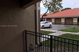 131 SW 117th Ave, Pembroke Pines, FL 33025 - Photo 13