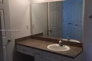 131 SW 117th Ave, Pembroke Pines, FL 33025 - Photo 15