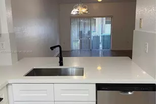8835 S Isles Cir, Tamarac, FL 33321 - Photo 19