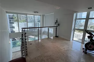 41 SE 5th St, Miami, FL 33131 - Photo 5