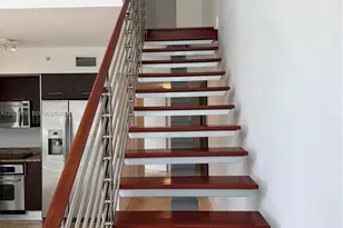 41 SE 5th St, Miami, FL 33131 - Photo 11