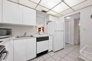 5601 Collins Ave, Miami Beach, FL 33140 - Photo 5