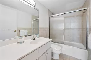 5601 Collins Ave, Miami Beach, FL 33140 - Photo 9