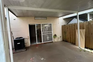8059 NW 8th St, Miami, FL 33126 - Photo 15
