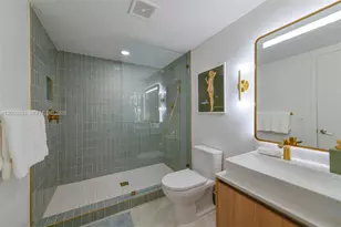 159 NE 6th St, Miami, FL 33132 - Photo 25