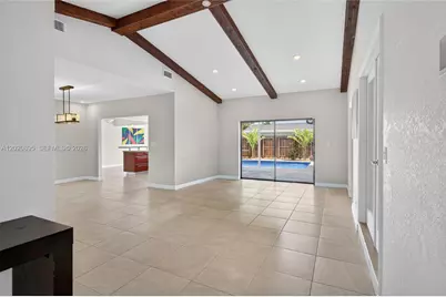 10407 NW 5th St, Plantation, FL 33324 - Photo 13