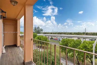 440 E 23rd St #1405, Hialeah, FL 33013 - Photo 17