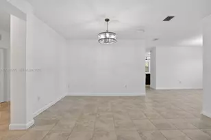 2371 SE 1st Ct, Homestead, FL 33033 - Photo 13