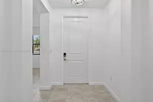 2371 SE 1st Ct, Homestead, FL 33033 - Photo 5