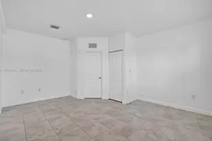 2371 SE 1st Ct, Homestead, FL 33033 - Photo 9