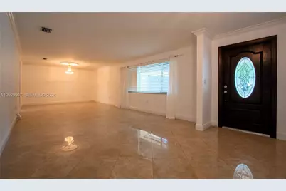 14060 SW 82nd Ave, Palmetto Bay, FL 33158 - Photo 5