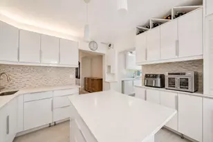 [Address not provided], North Miami, FL 33161 - Photo 5