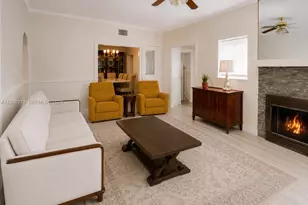 860 NE 127th St, North Miami, FL 33161 - Photo 11