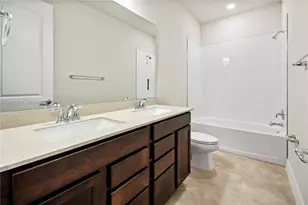 4488 E Appleton Cir E, Oakland Park, FL 33309 - Photo 7