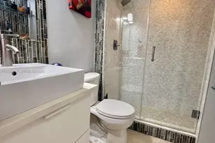 1351 NE Miami Gardens Dr, Miami, FL 33179 - Photo 21
