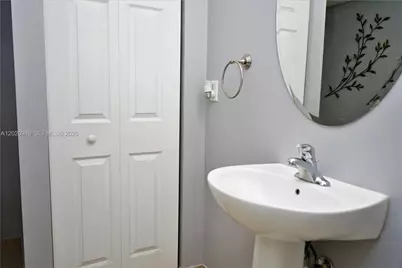 3365 W 91st Ter #3365, Hialeah, FL 33018 - Photo 7