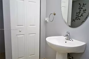 3365 W 91st Terrace, Hialeah, FL 33018 - Photo 7