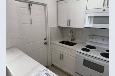16851 NE 21st Ave #5, North Miami Beach, FL 33162 - Photo 7