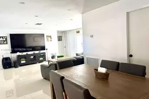 9551 NW 19th Pl, Sunrise, FL 33322 - Photo 11