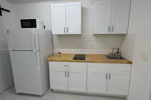 19316 SW 121st Ave, Miami, FL 33177 - Photo 9