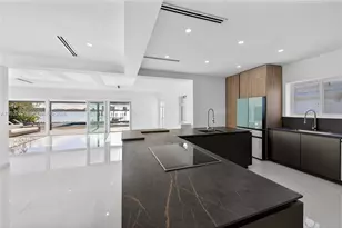 1101 S Shore Dr, Miami Beach, FL 33141 - Photo 25